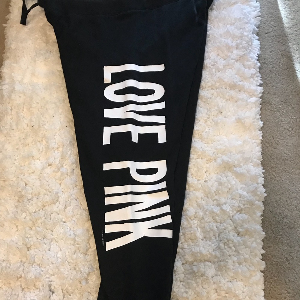 Women’s crop sweats